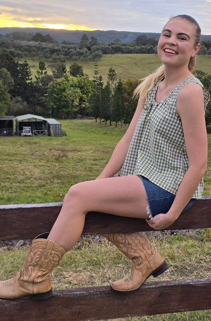 Sweet Clover Top
